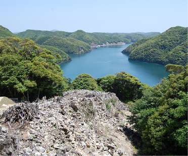 金田城だけじゃない！国境最前線・対馬の城